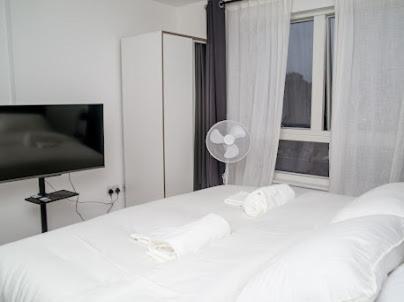 Kayz Lodge- Luxury Ensuite-Private & Shared Accommodation In A New House At The Olympic Village Overlooking Stratford Westfield And Tube Station Londres Quarto foto
